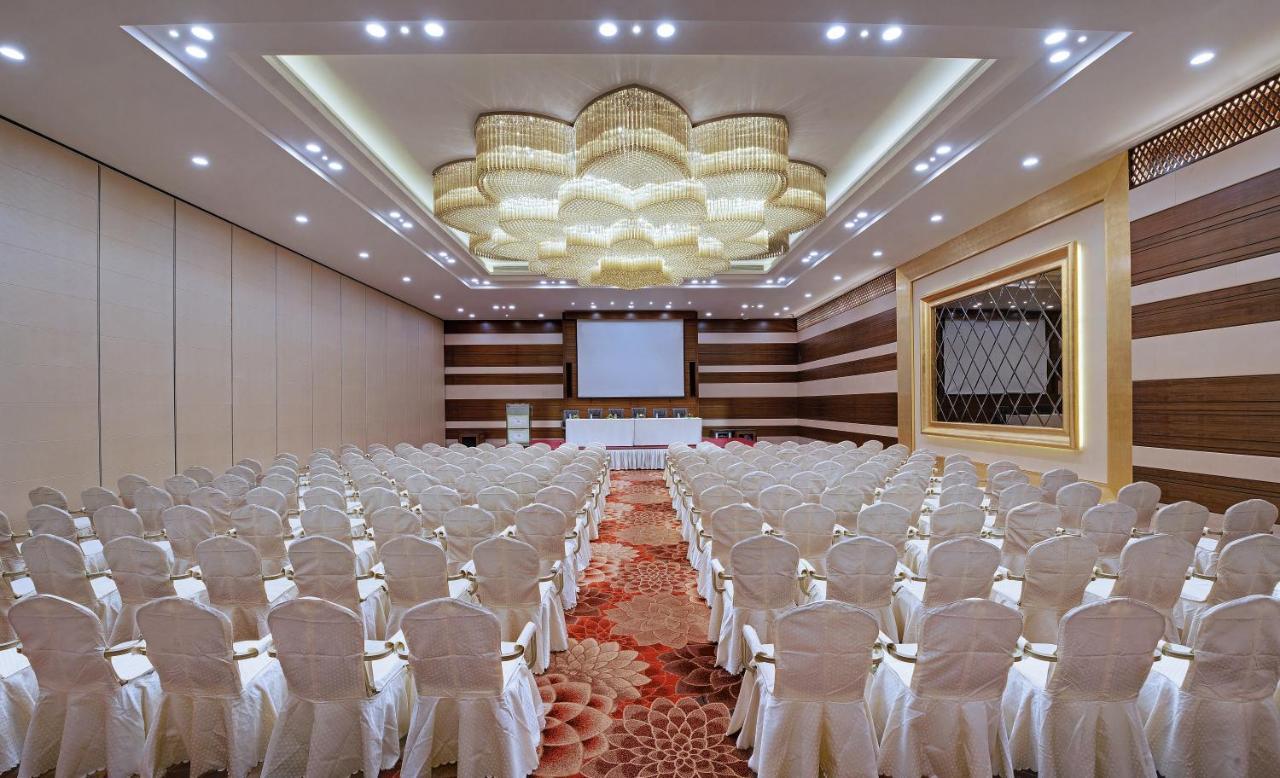 Sayaji Kolhapur Hotel Bagian luar foto