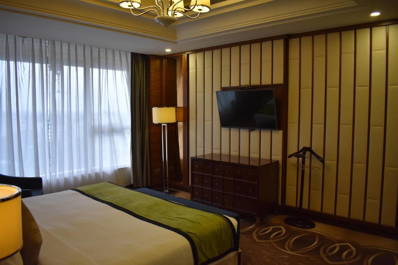 Sayaji Kolhapur Hotel Bagian luar foto