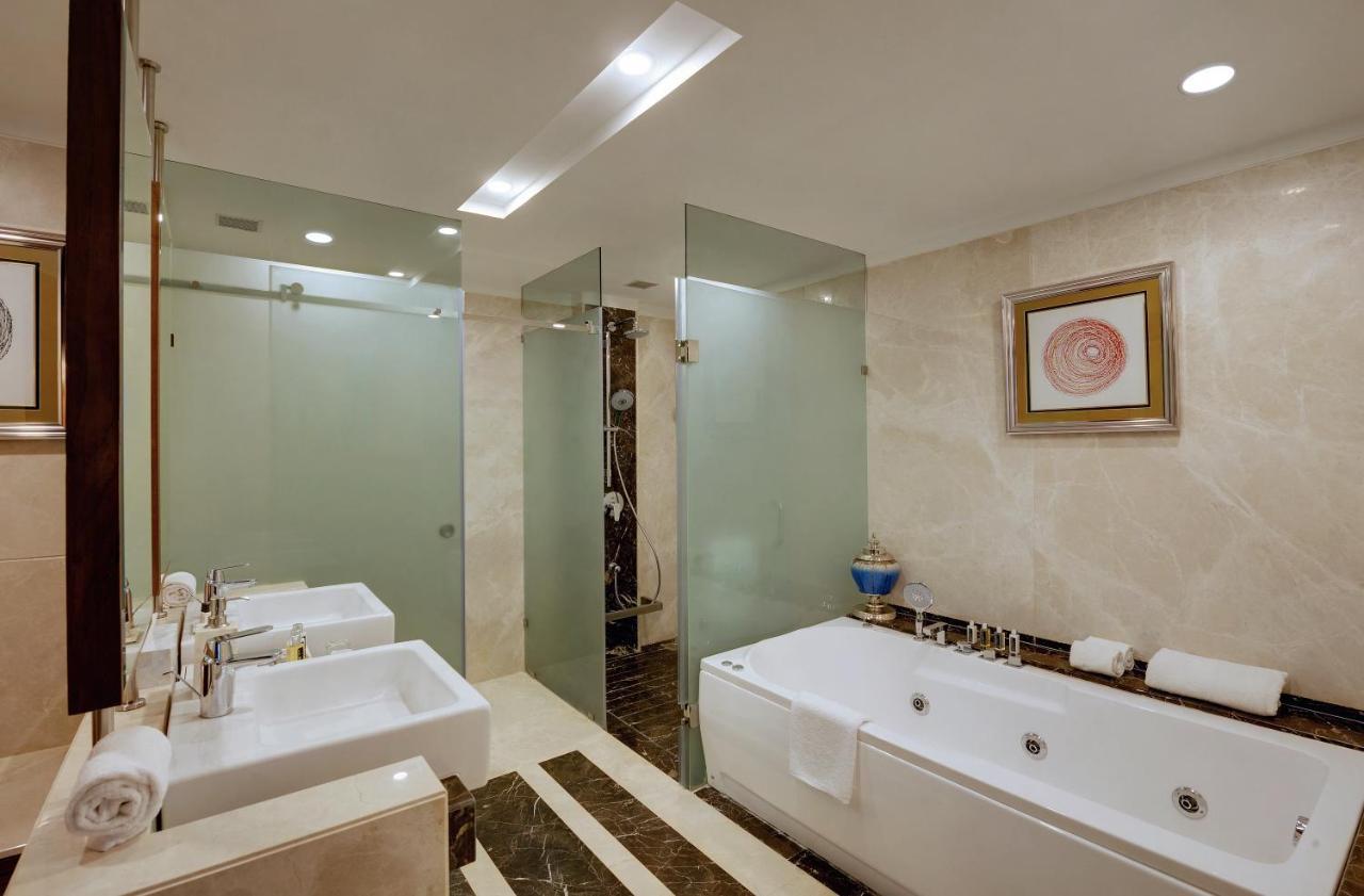 Sayaji Kolhapur Hotel Bagian luar foto