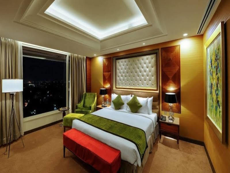 Sayaji Kolhapur Hotel Bagian luar foto